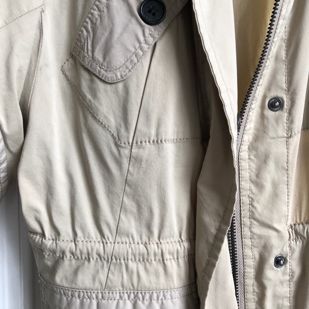Spring Jacket - Picture 2 of 2